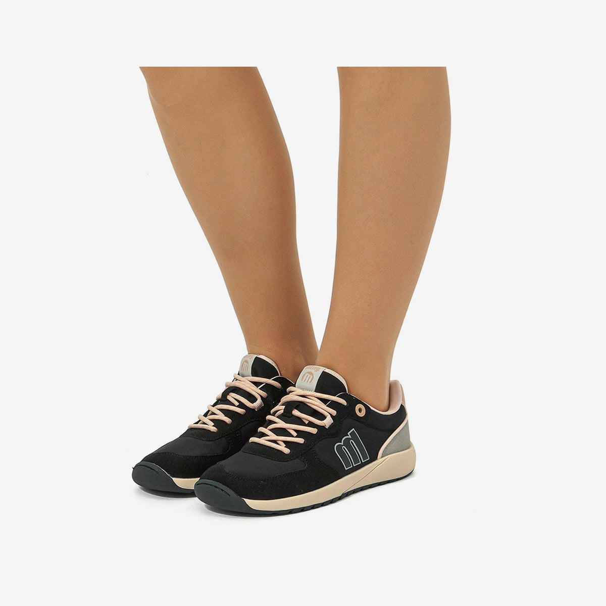 Mustang Free Apolo Negro Gris Rosa para mujer — vista 3