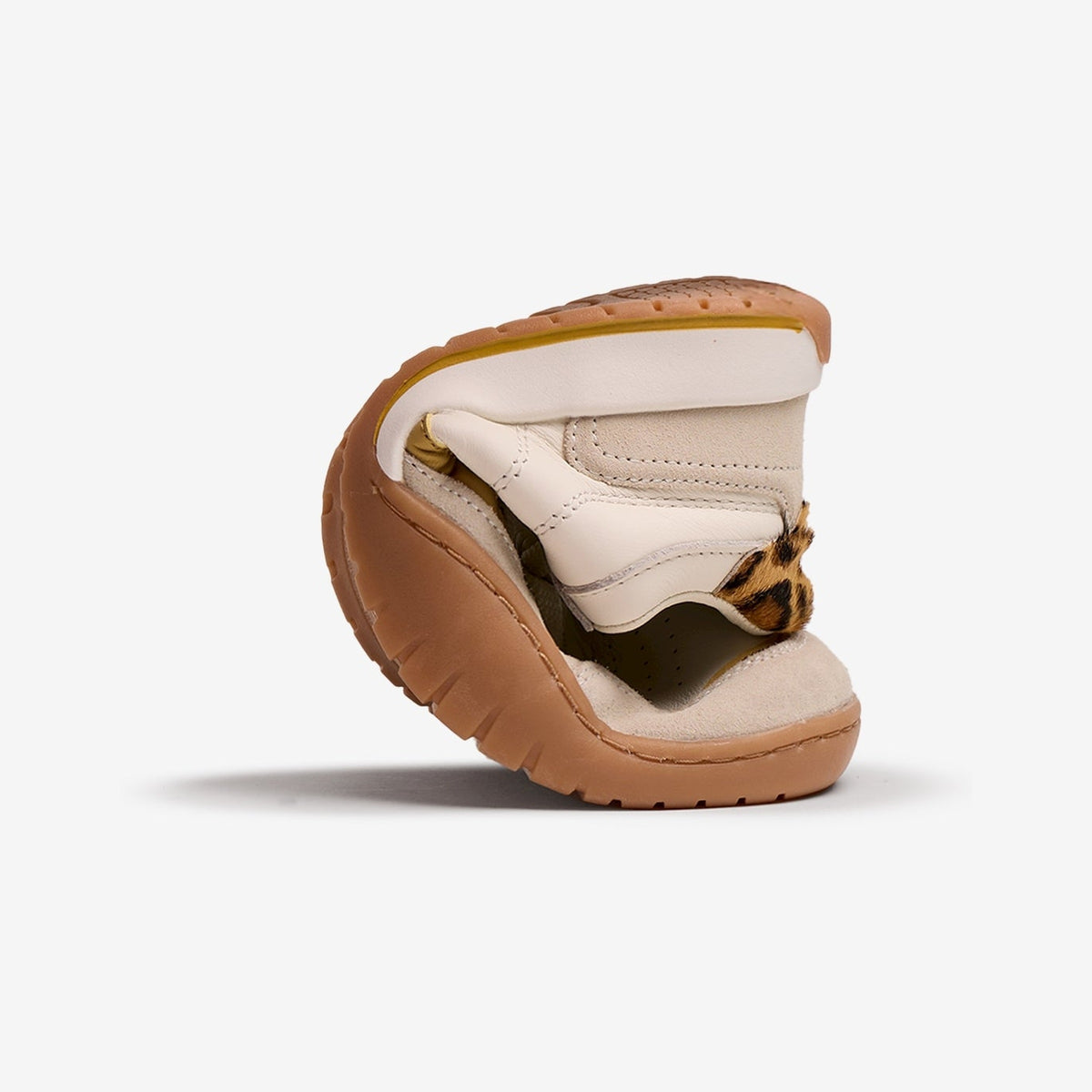 Mustang Free Orbit Piel Arena Blanco para mujer — vista 3