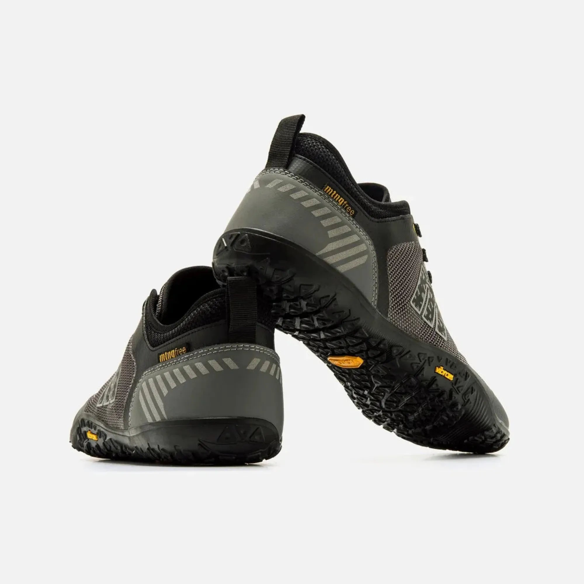 Mustang Free Vibram Gris Oscuro